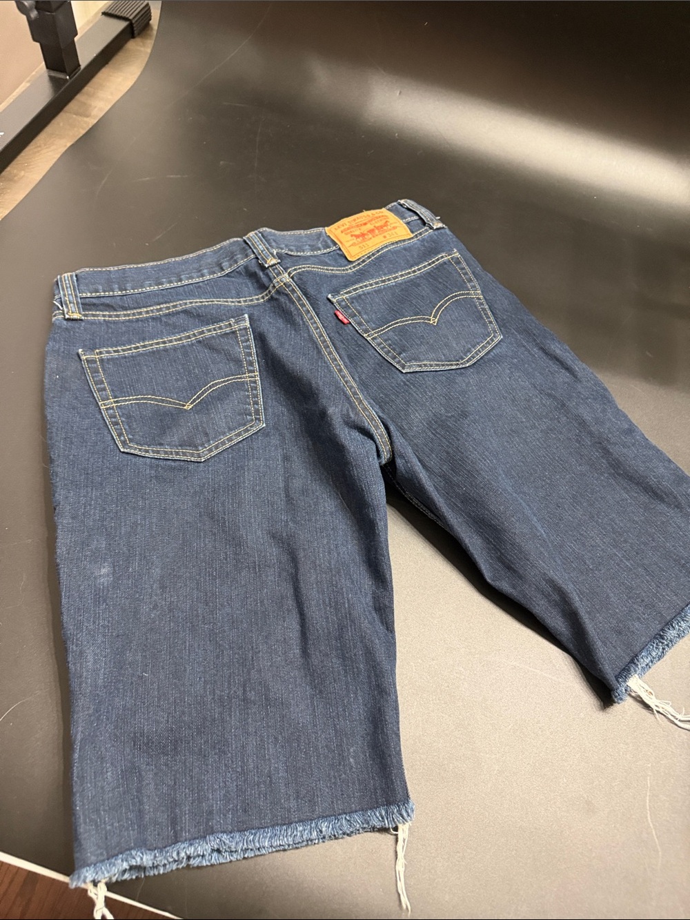 Levi's Men's Dark Blue Straight Denim Jeans